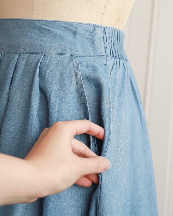 Avandoro Midi Skirt - Image 4